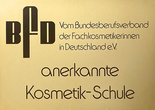 Zertifikat - anerkannte Kosmetik-Schule